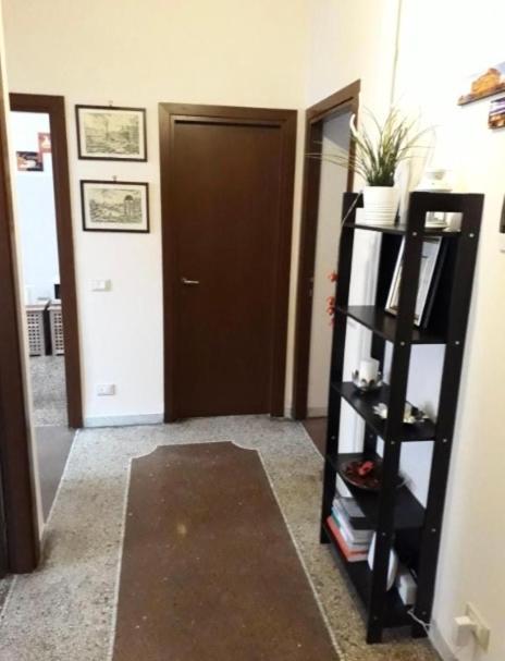 Apartment Emi House Re Di , Intero - 80 Mq Rome